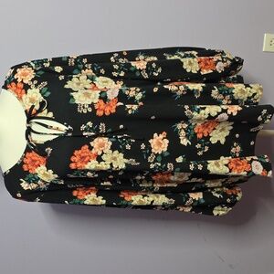 BloomChic Fall Floral Top